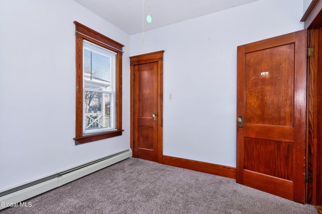 1114 Forest Road, Schenectady, NY 12303