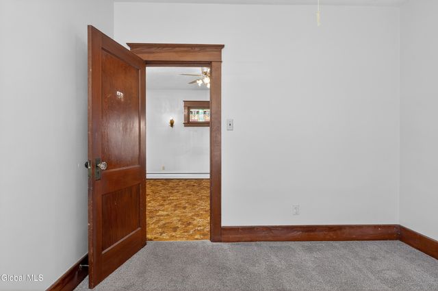 1114 Forest Road, Schenectady, NY 12303