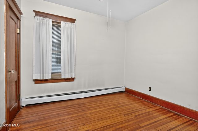 1114 Forest Road, Schenectady, NY 12303