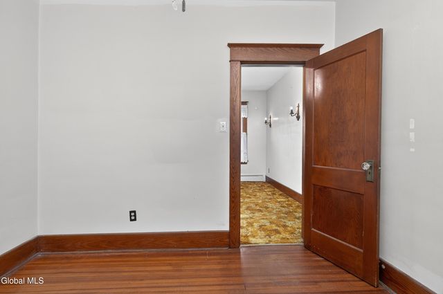 1114 Forest Road, Schenectady, NY 12303