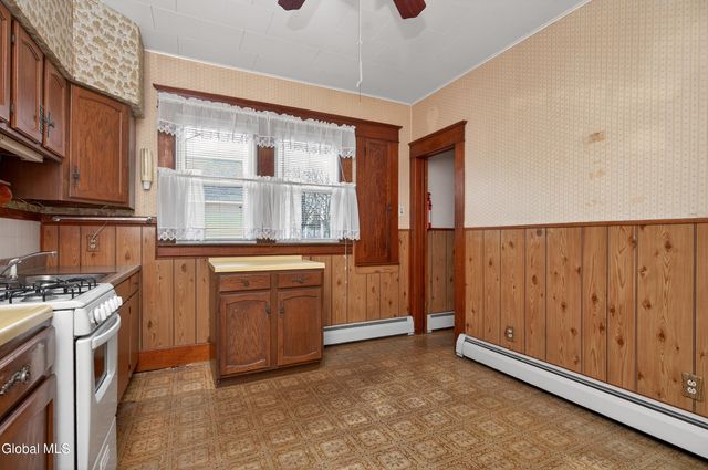 1114 Forest Road, Schenectady, NY 12303