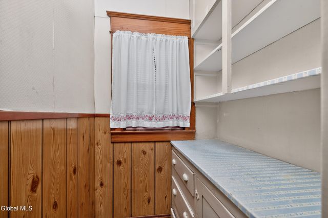 1114 Forest Road, Schenectady, NY 12303