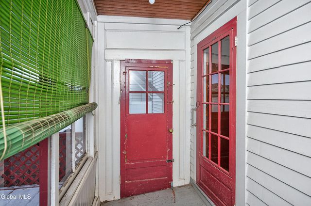 1114 Forest Road, Schenectady, NY 12303