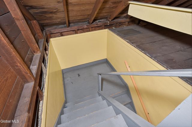 1114 Forest Road, Schenectady, NY 12303