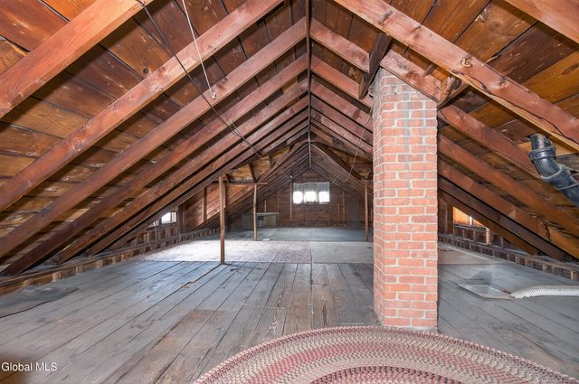 1114 Forest Road, Schenectady, NY 12303