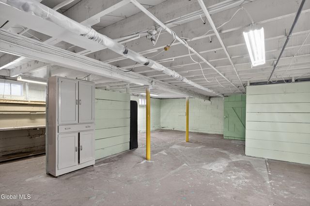 1114 Forest Road, Schenectady, NY 12303