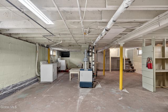 1114 Forest Road, Schenectady, NY 12303