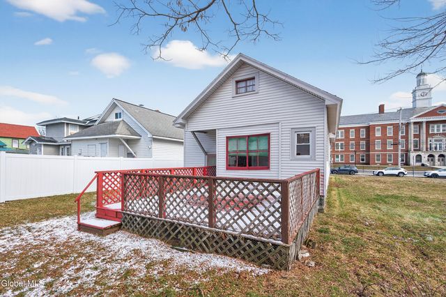 1114 Forest Road, Schenectady, NY 12303