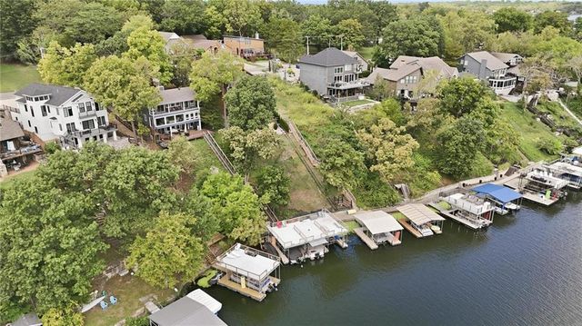231 L Street, Lake Lotawana, MO 64086