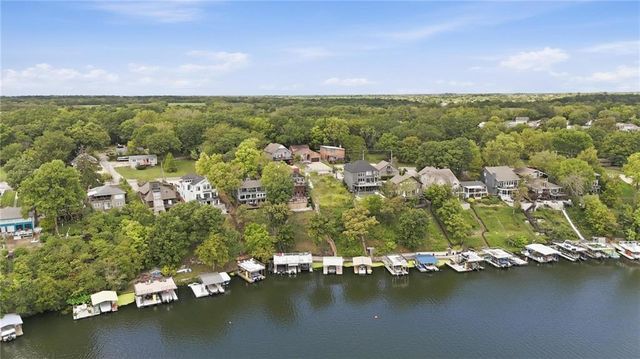 231 L Street, Lake Lotawana, MO 64086