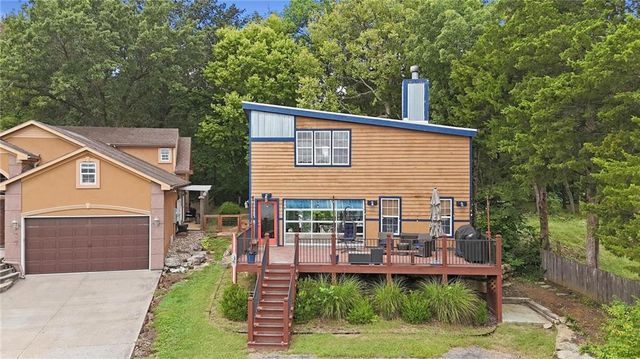 231 L Street, Lake Lotawana, MO 64086