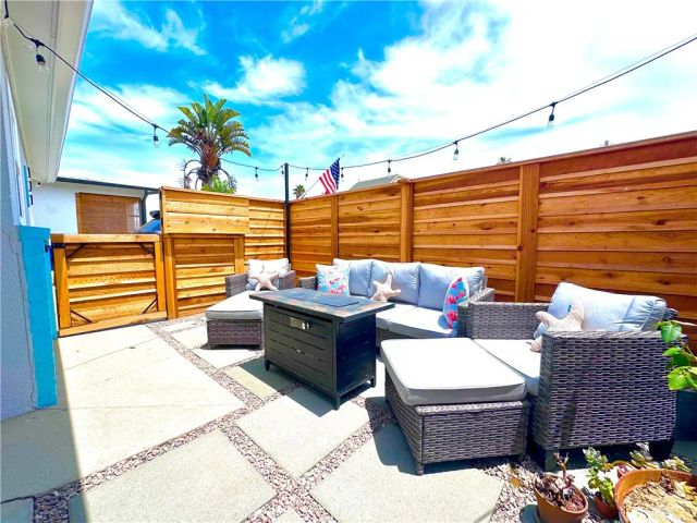 129 Oxnard Avenue, Oxnard, CA 93035