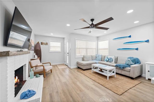 129 Oxnard Avenue, Oxnard, CA 93035