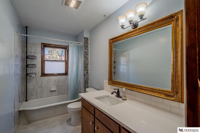 1450 N Broad Street, Fremont, NE 68025