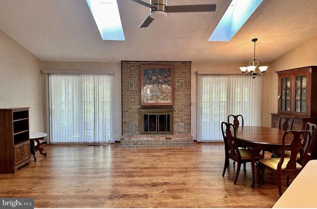 510 BIRDIE RD, Locust Grove, VA 22508