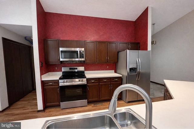 510 BIRDIE RD, Locust Grove, VA 22508
