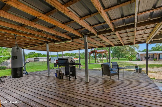 2518 W Gloria Switch Road, Carencro, LA 70520
