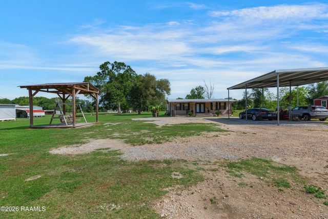 2518 W Gloria Switch Road, Carencro, LA 70520