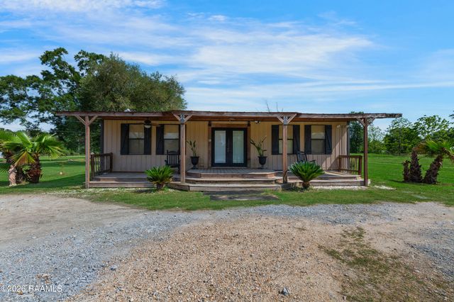 2518 W Gloria Switch Road, Carencro, LA 70520