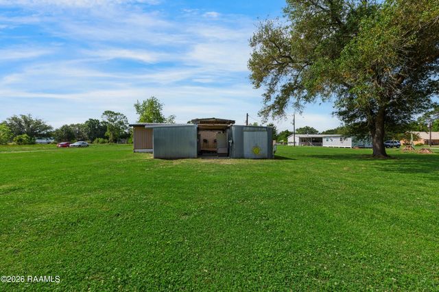 2518 W Gloria Switch Road, Carencro, LA 70520