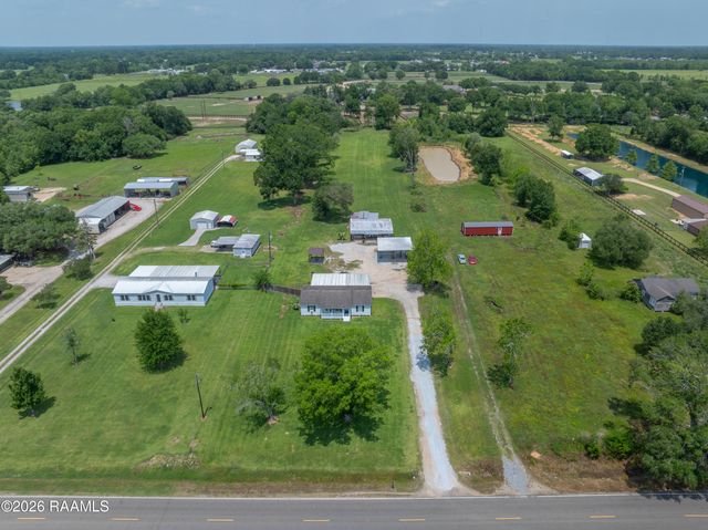 2518 W Gloria Switch Road, Carencro, LA 70520