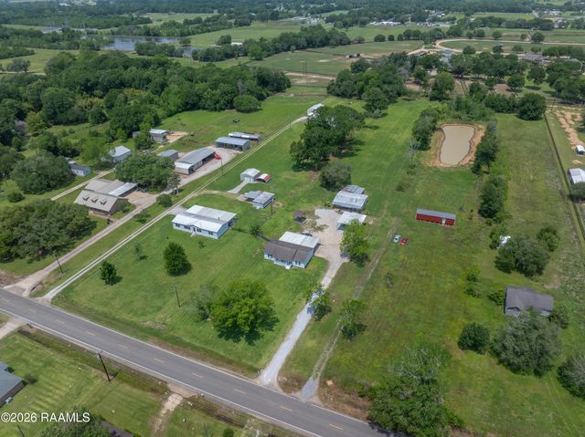 2518 W Gloria Switch Road, Carencro, LA 70520