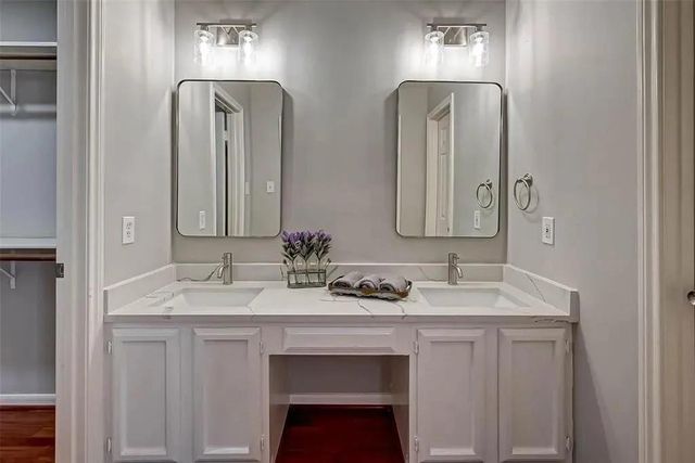 2604 Bering Drive 2604, Houston, TX 77057