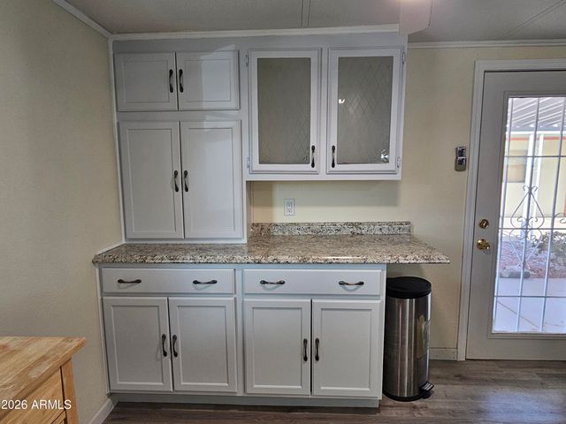 3405 S Tomahawk Road 301, Apache Junction, AZ 85119