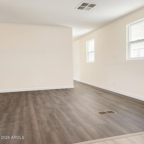 3405 S Tomahawk Road 301, Apache Junction, AZ 85119