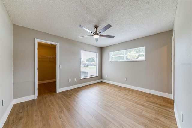 1100 CALANDA AVENUE, Orlando, FL 32807