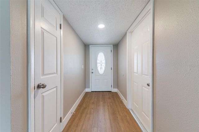 1100 CALANDA AVENUE, Orlando, FL 32807