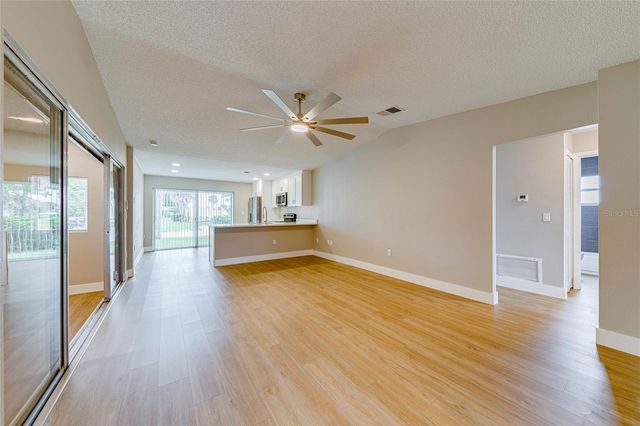 1100 CALANDA AVENUE, Orlando, FL 32807