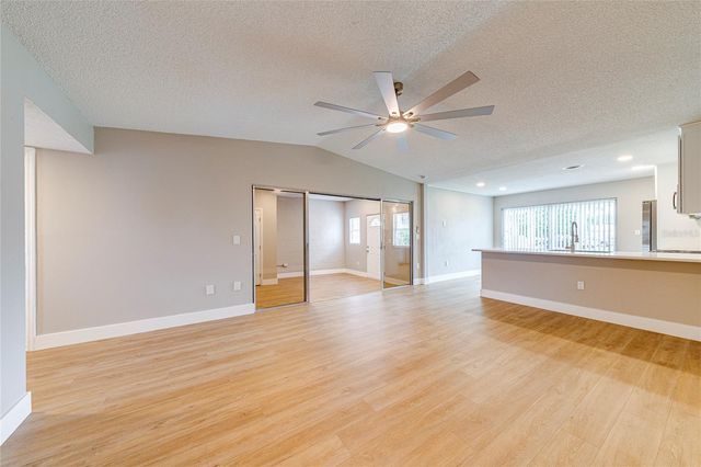 1100 CALANDA AVENUE, Orlando, FL 32807