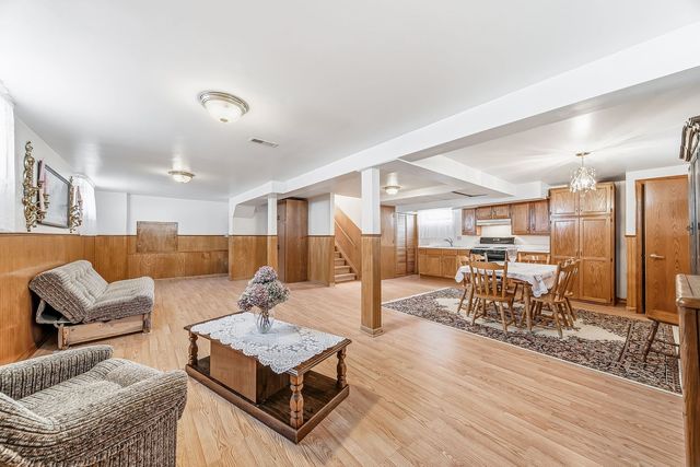 15542 Bramblewood Road, Oak Forest, IL 60452