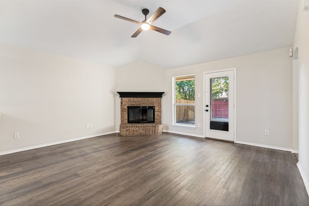 4545 Grainland Court, Fort Worth, TX 76179 — photo 5