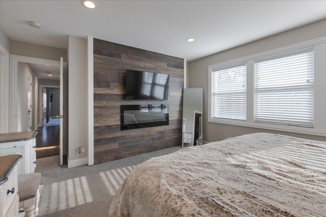 9124 S Bell Avenue, Chicago, IL 60643