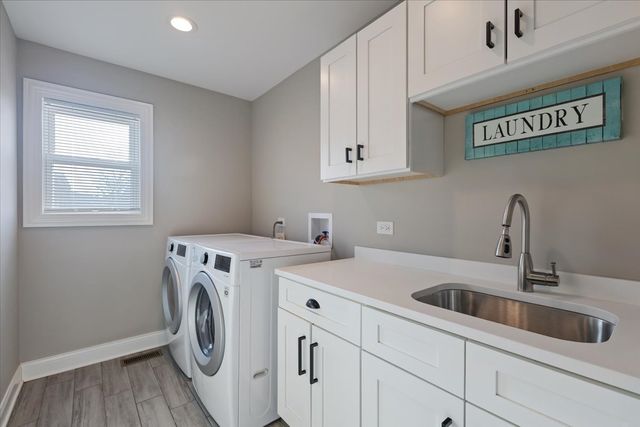 9124 S Bell Avenue, Chicago, IL 60643