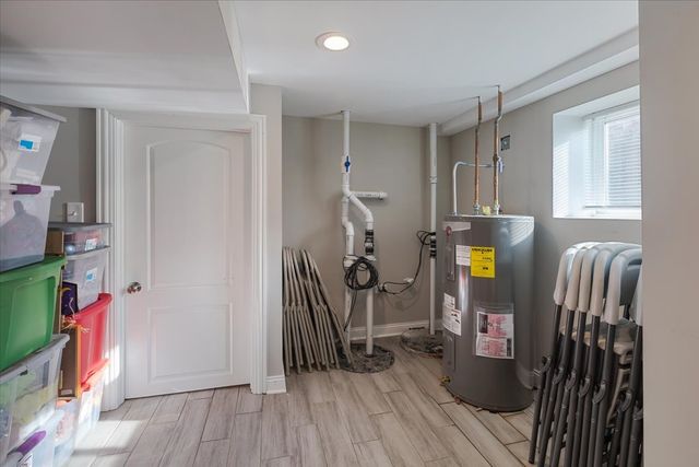 9124 S Bell Avenue, Chicago, IL 60643