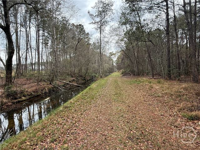 127 Winding Way Road, Pembroke, GA 31321