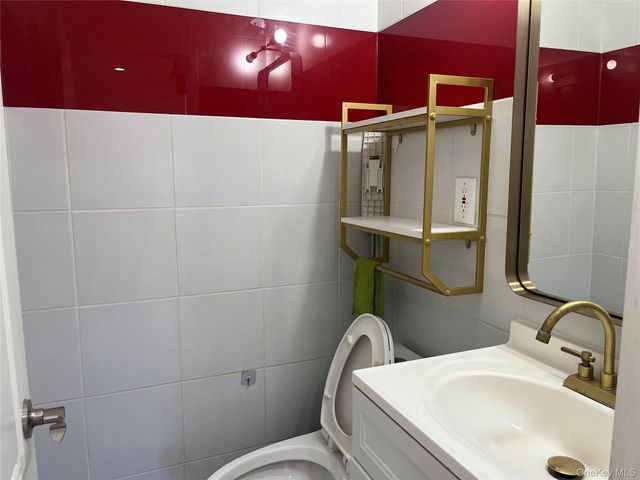 43-12 157 Street 2, Flushing, NY 11355