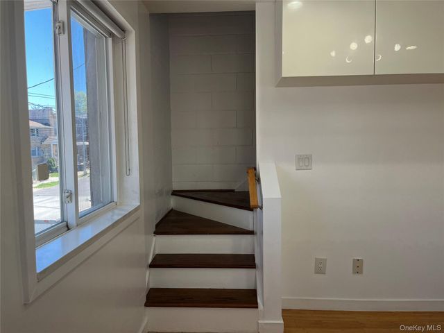 43-12 157 Street 2, Flushing, NY 11355