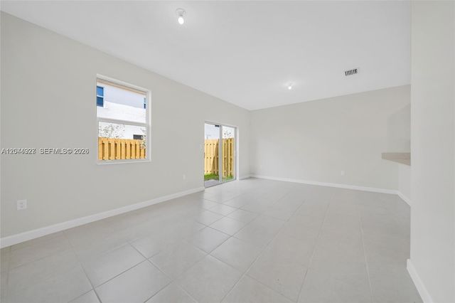 12942 NW 23rd Pl, Miami, FL 33167