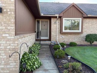 41075 Donna Drive, Clinton Township, MI 48038