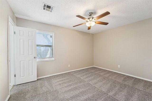 1212 Kings Court, Moore, OK 73160