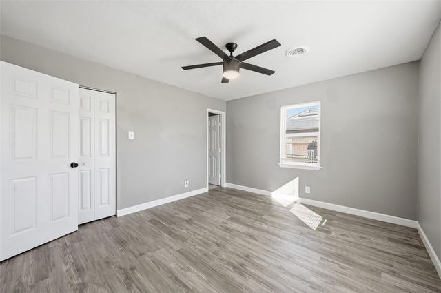 601 W Cedar Street, Arlington, TX 76011