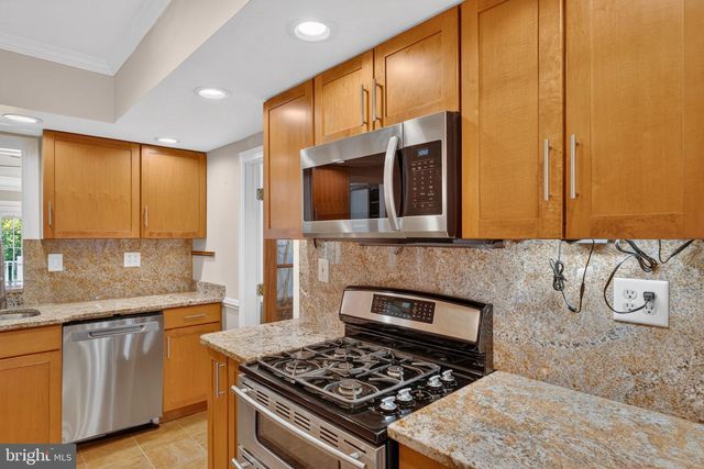 13 CENTRAL AVE, New Castle, DE 19720