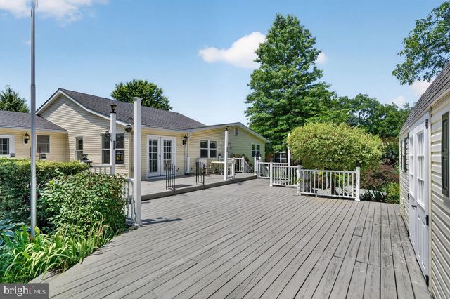13 CENTRAL AVE, New Castle, DE 19720