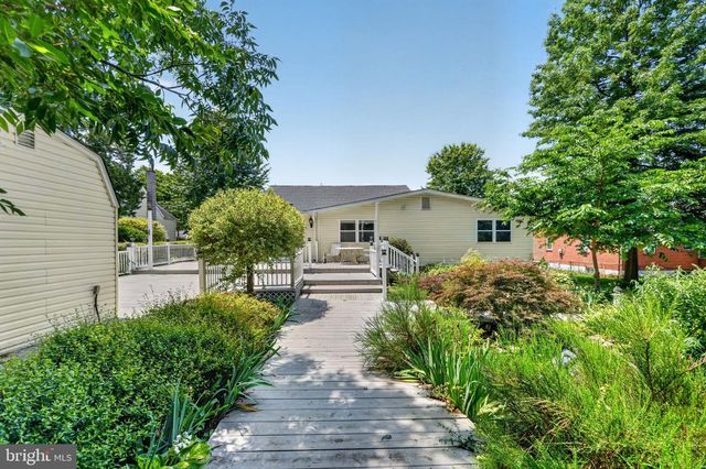 13 CENTRAL AVE, New Castle, DE 19720