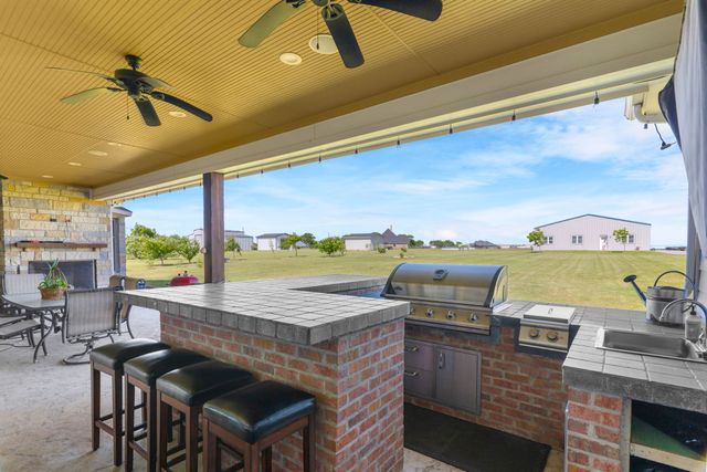 1206 JC Maples Road, Gunter, TX 75058