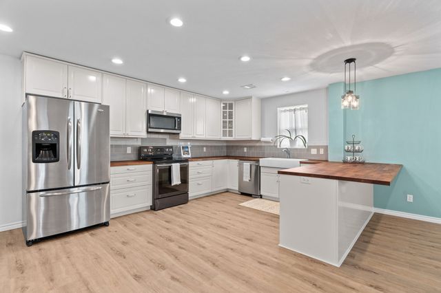 1206 JC Maples Road, Gunter, TX 75058